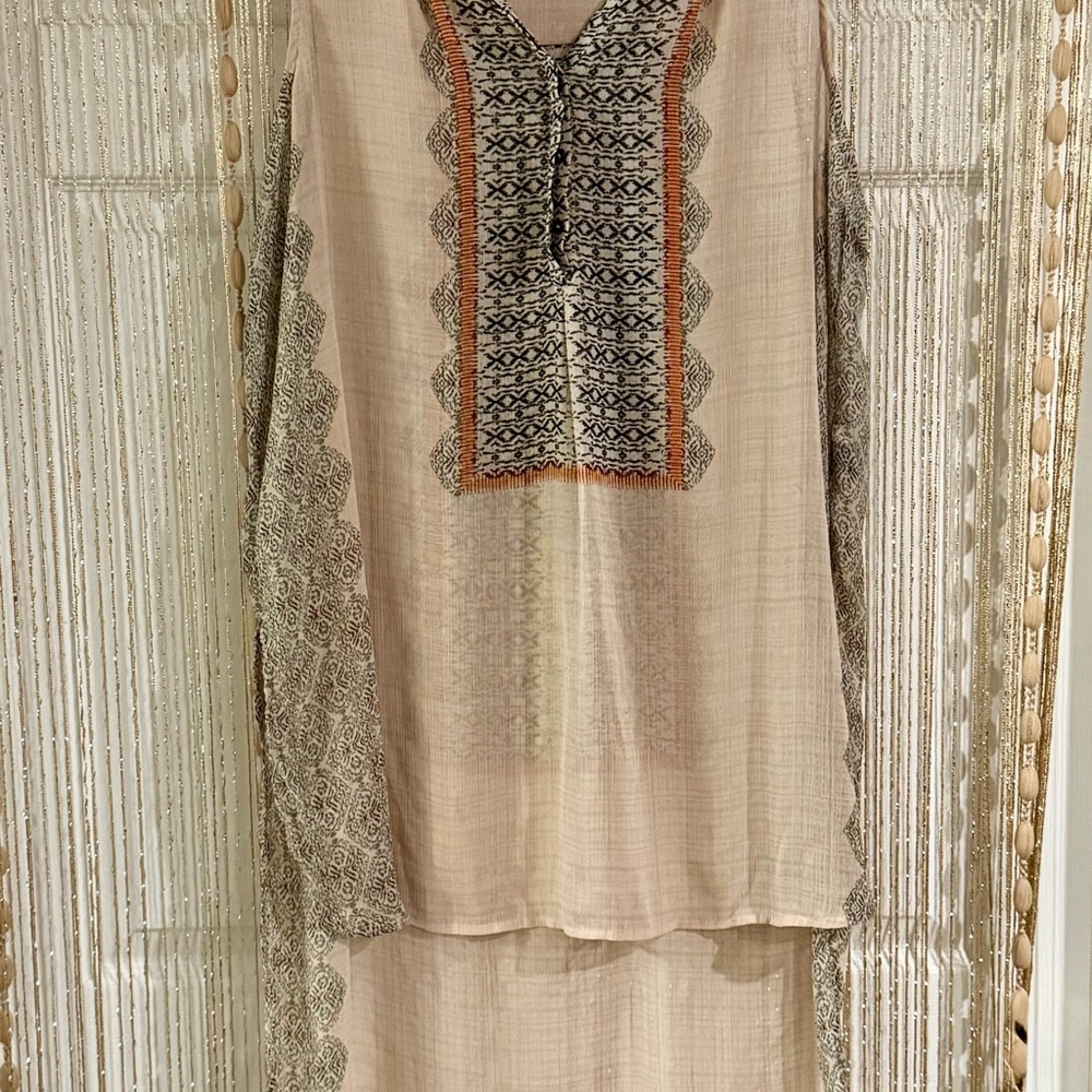 Knox Rose Cream and Black Bohemian High-low Tunic